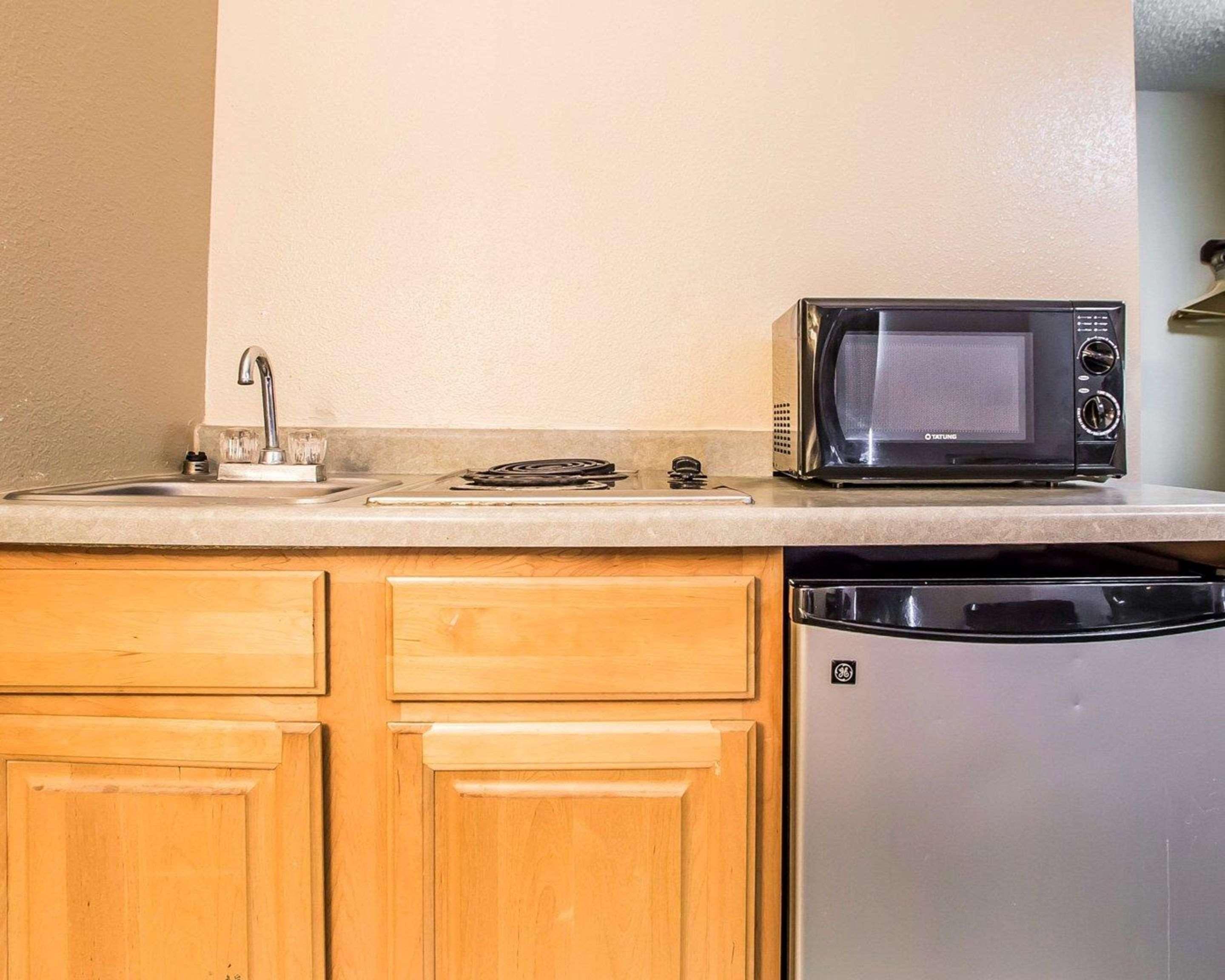 Econo Lodge Inn & Suites Granite City Luaran gambar