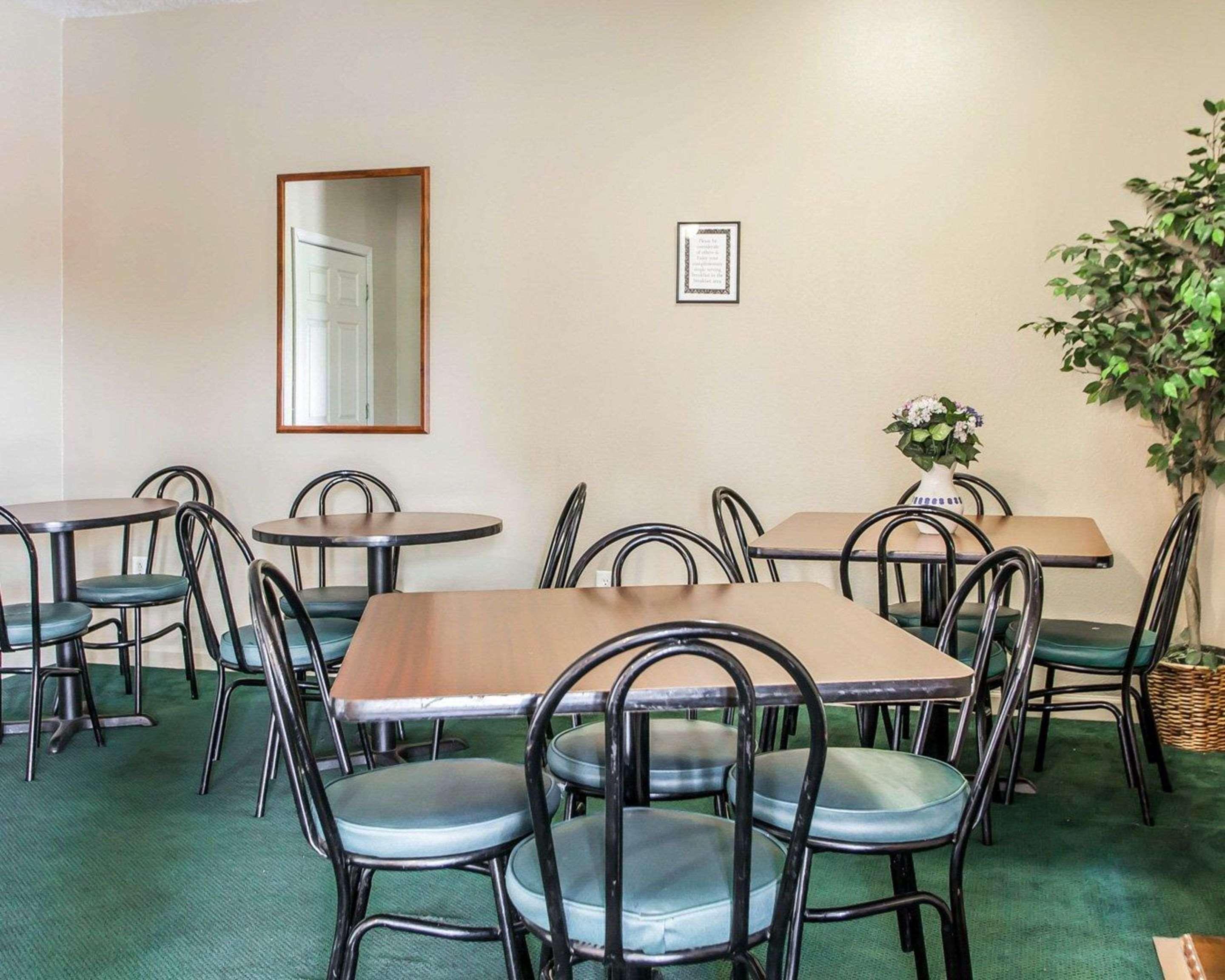 Econo Lodge Inn & Suites Granite City Luaran gambar