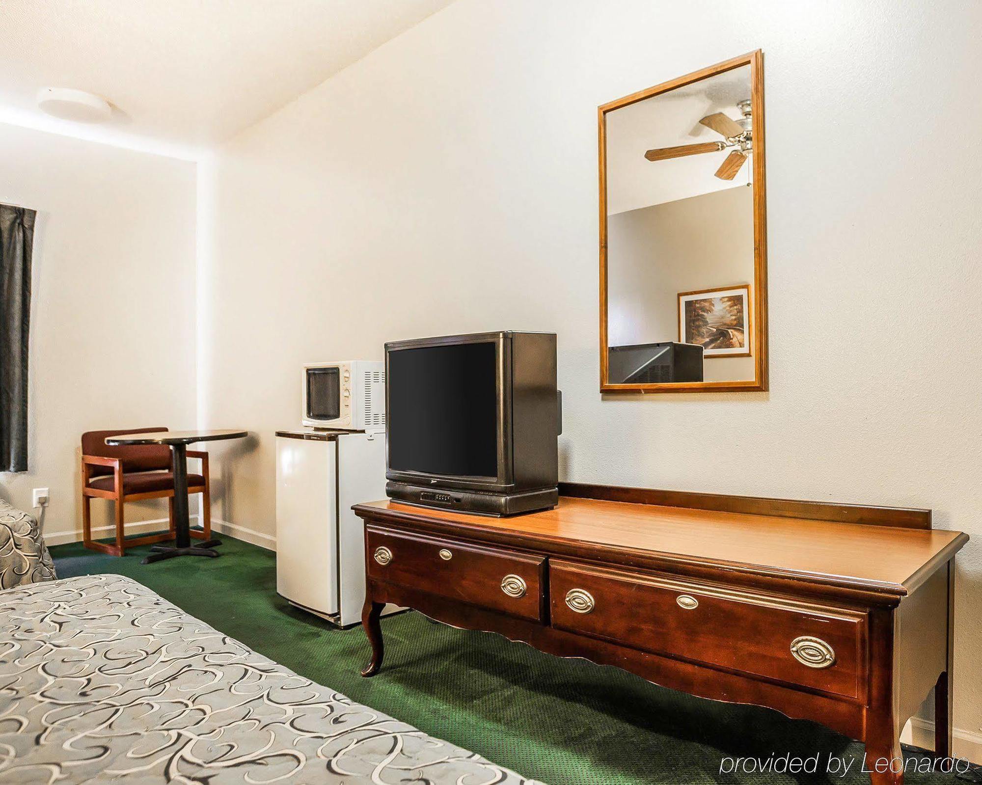 Econo Lodge Inn & Suites Granite City Luaran gambar